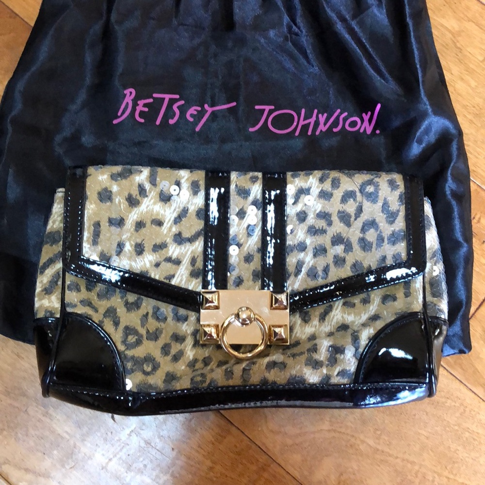 Betsey Johnson leopard clutch